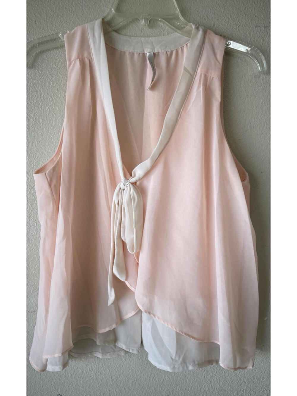 Paper Crane Medium Blouse Sleeveless Tiered Asymmetric Button Light Pink